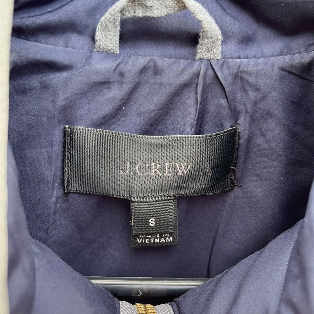 Like New J. Crew Excursion Down Filled Quilted Ve… - image 5